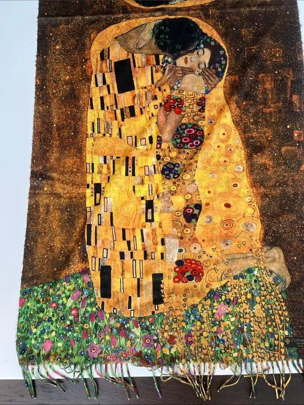 Cashmere High Quality Scarf Shawl Art The Kiss Gustav Klimt Made Italy - Image 5