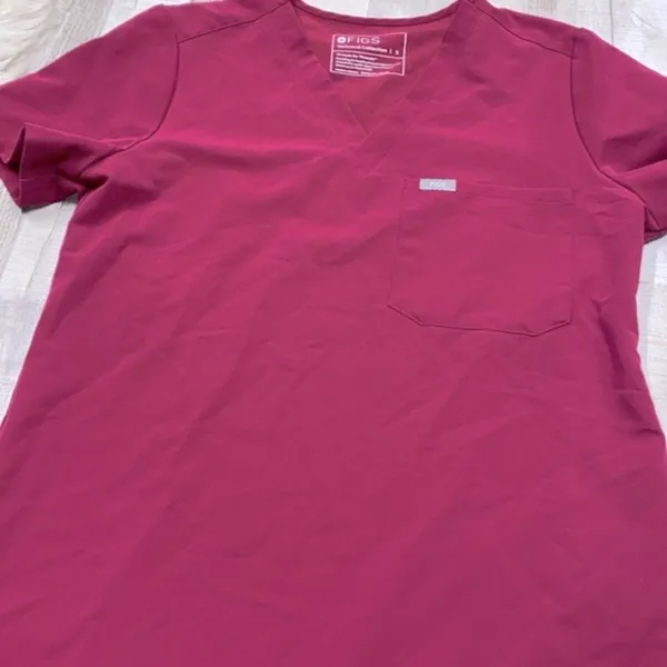 FIGS nurses scrub top size small - Image 2