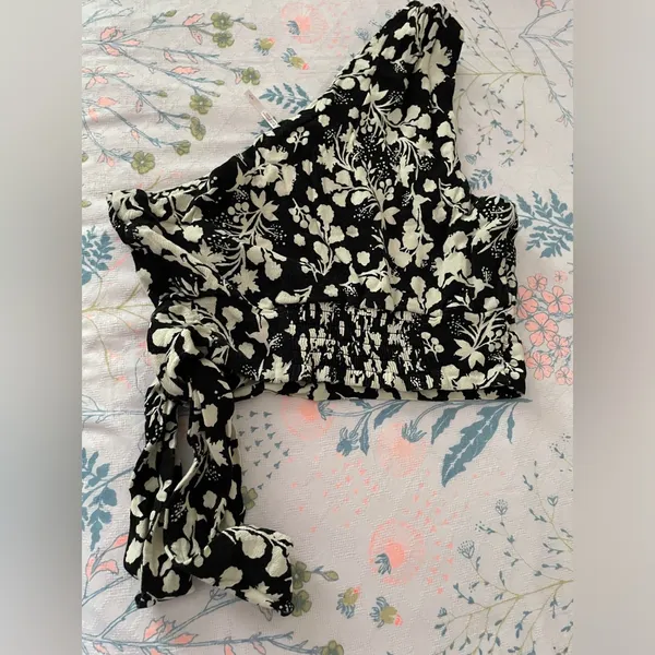 Free People Floral One Shoulder Top - Image 2
