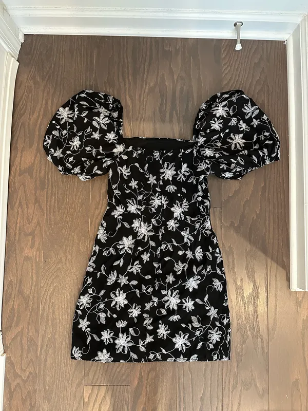 Blue Rain Black And White Floral Puff Sleeve Mini Dress Size XS - Image 3