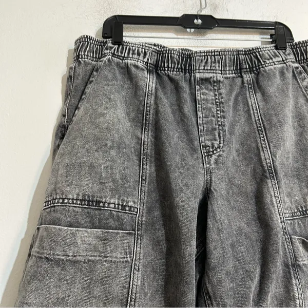 Gap High Rise Wide Leg Cargo Jeans Utility Black Wash Size XL - Image 4