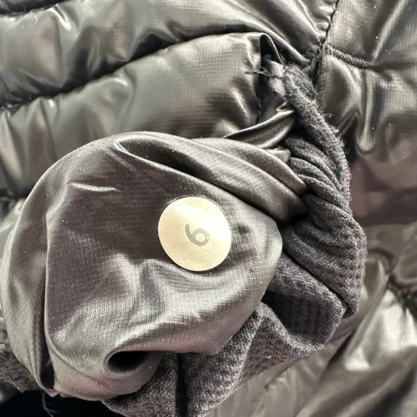 Lululemon Fluffin Awesome Goose Down Vest Shine Black Size 6 Puffer Winter Ski - Image 6