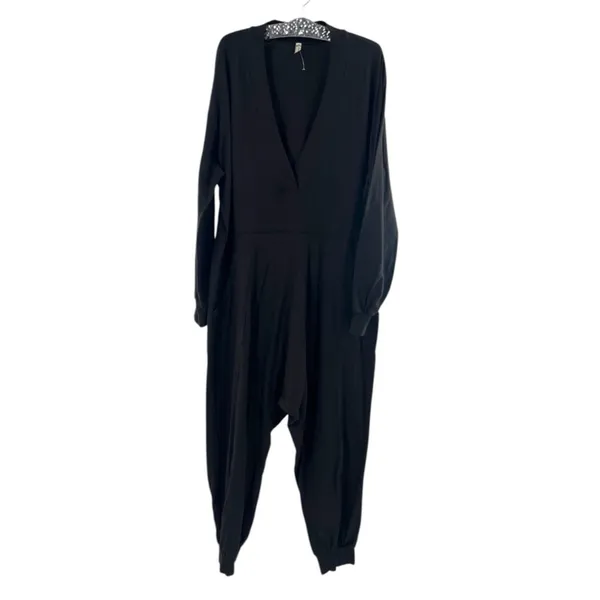 Free People just because jumpsuit romper sz‎ M black - Image 4