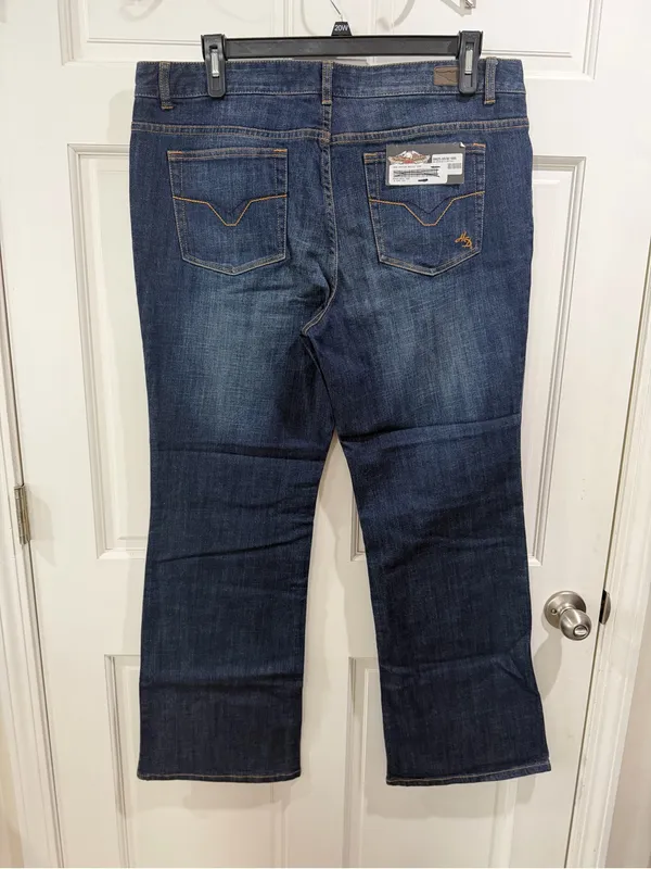 NWT Harley-Davidson Women's Dark Indigo Boot Cut Jeans Size 18 - Image 6