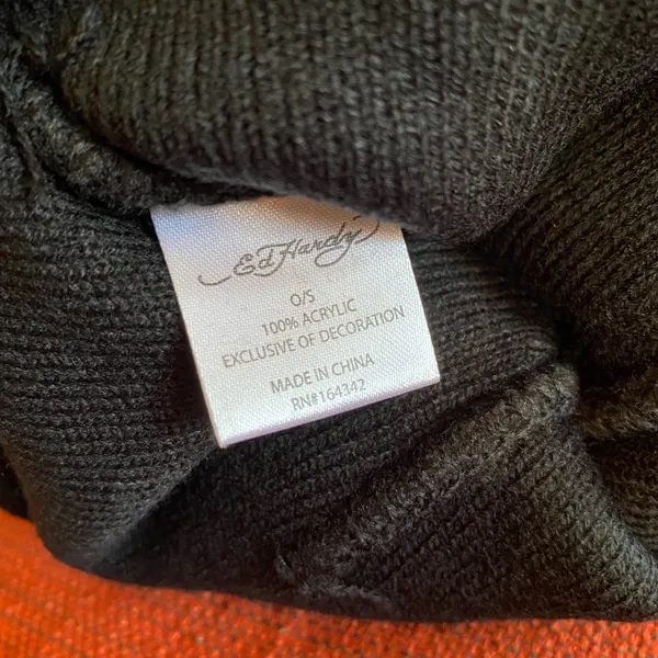 🆕 Ed Hardy Beanie Y2K Black Cuff Cap Hat Brand New faux fur pom - Image 5