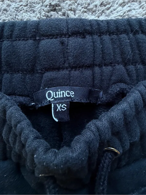 Quince organic cotton boyfriend sweats - Image 3