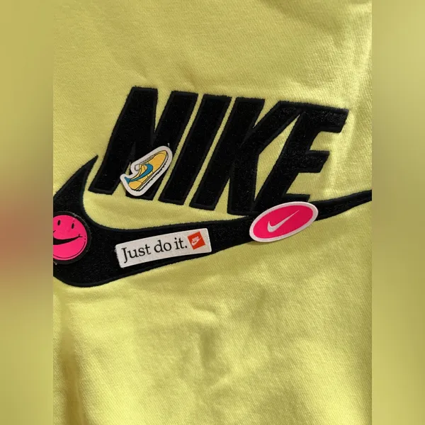 Nike Sportswear Icon Women’s Small! S - Lime & Black! Removable stickers! - Image 11