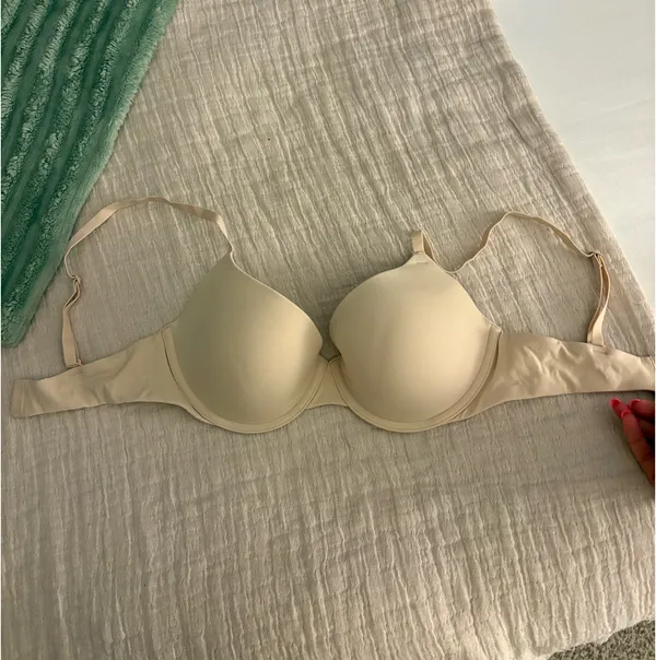 SKIMS Fits Everybody T-Shirt Bra - Image 2