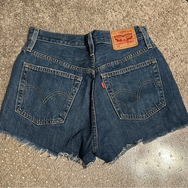 LEVI’s 501 Original Fit High Rise Distressed Western Daisy Duke Shorts Sz. 26 - Image 4
