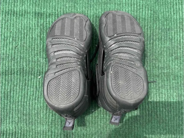 Air Jordan 12 Retro Winterized GS 'Triple Black' Size 4.5y Women’s Size 6 - Image 4