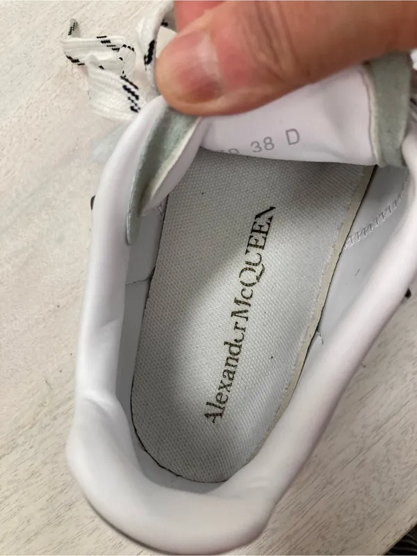 Alexander McQueen White Leather Sneakers with Black Trim - Image 8