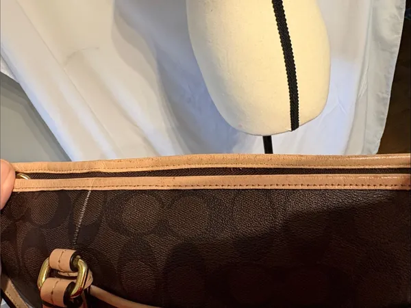 Coach Peyton Signature Crossbody Shoulder Bag Brown with Light Tan Trim F26186 - Image 7
