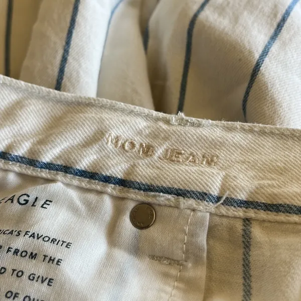 Nwt American Eagle Outfitters Blue White Striped High Rise Mom Jeans - Image 8