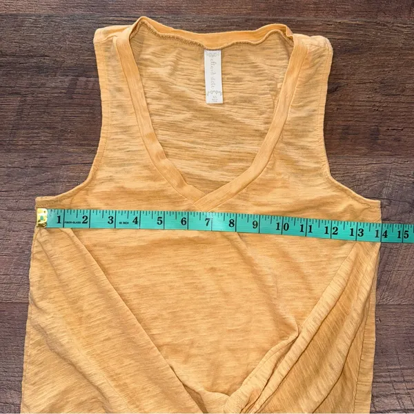 Altar’d State Women's Knot Front Yellow Sleeveless Top - Image 6