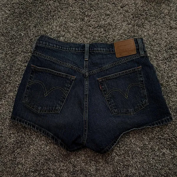 Levi’s Shorts 501 - Image 2