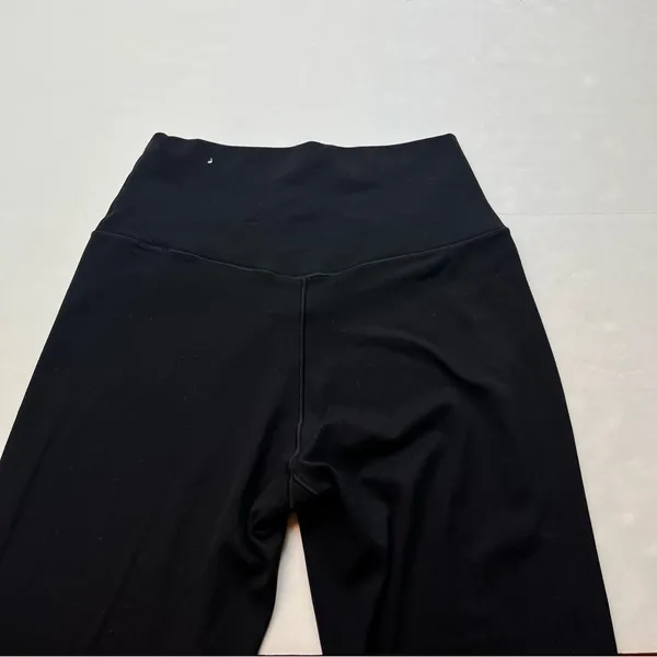 Offline by Aerie Real Me‎ Flare Crossover Leggings Womens Size Medium Black - Image 13