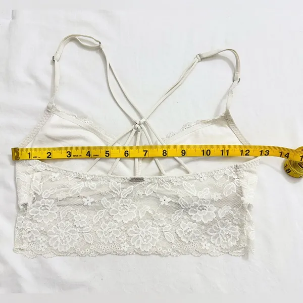 Gilly Hicks by Hollister Strappy Back Longline Bralette - White - S - Image 5