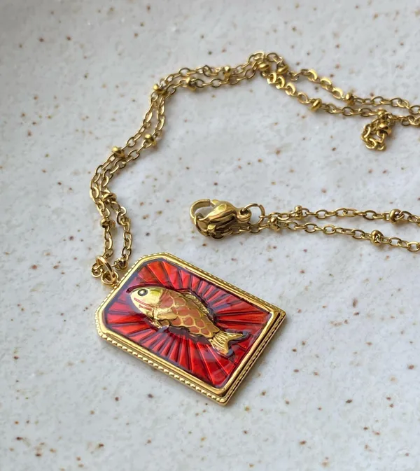 Handmade gold tone stainless steel & enamel fish necklace 🐟🌀 - Image 4
