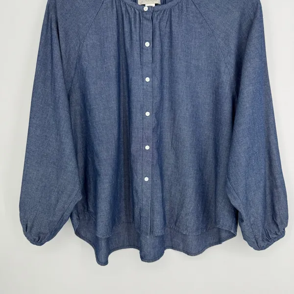 Outerknown Button Front Blouse Small Blue Chambray Coastal Boho Sustainable Top - Image 4