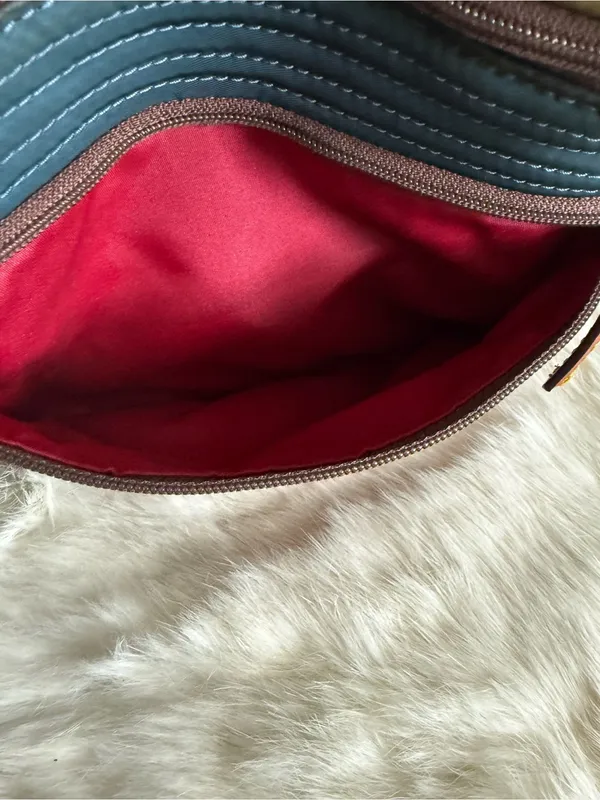 Dooney and Bourke Vintage 2000’s North South Triple Zip Crossbody Bag - Image 12