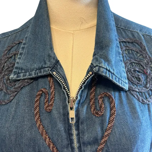 Bobbie Brooks Vest Top SZ LG Sleeveless Zip Denim Embroidered Artsy Casual Boho - Image 3