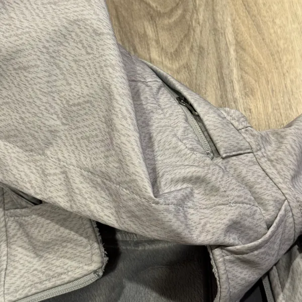 Snow Jacket - Image 6