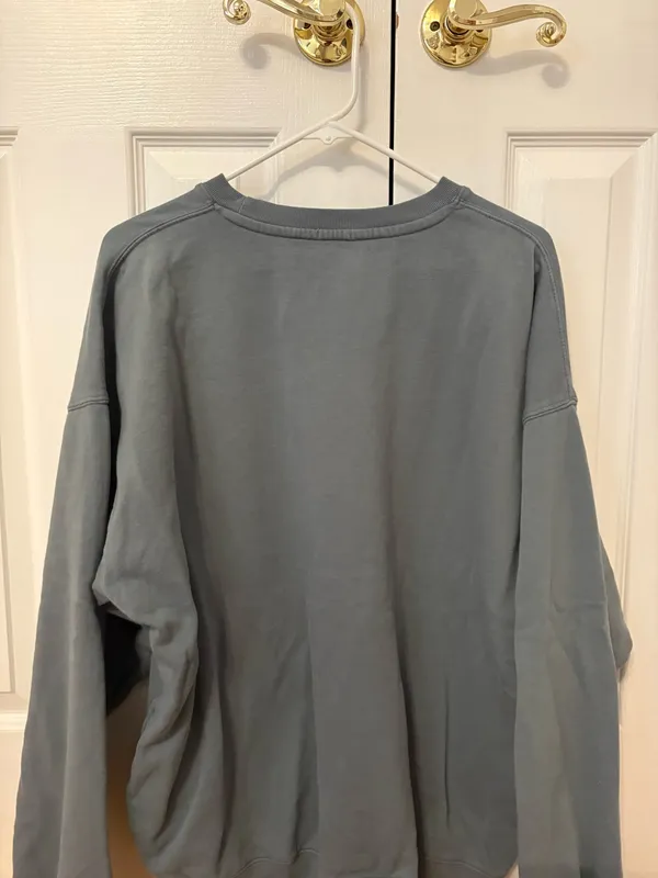 Brandy Melville New York Sweatshirt - Image 4