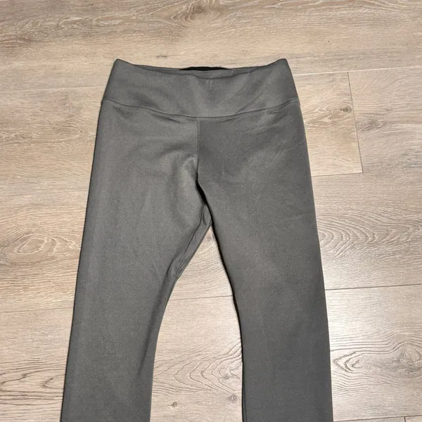 Nike Therma-FIT Womens Medium Gray Athletic‎ Leggings Dri-FIT Athleisure - Image 3