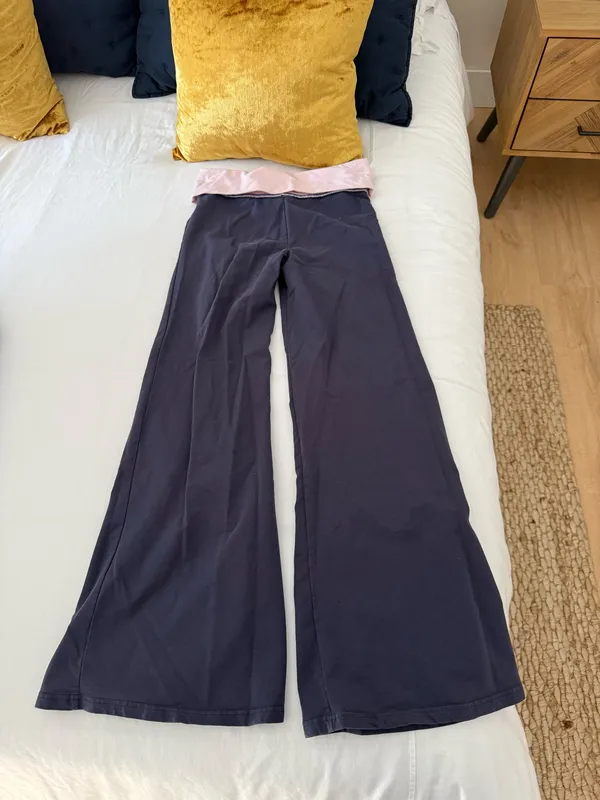 edikted fold over flare legging pink and Gray - Image 3