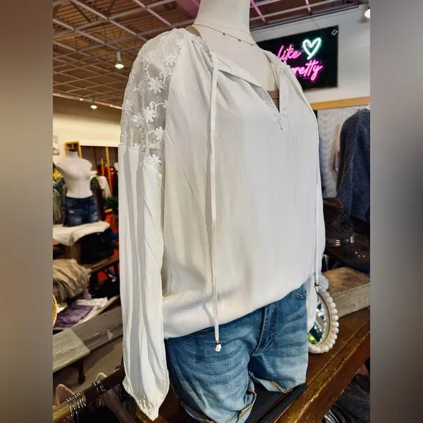 Boho White Lace Sleeve Peasant Blouse – Women’s XL Flowy Romantic Top - Image 2