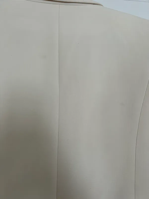 Karl Lagerfeld Cream Blazer - Image 5