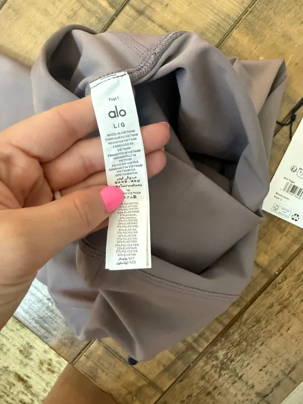 ALO Yoga High-Waist Leggings in Mauve Taupe - Image 3