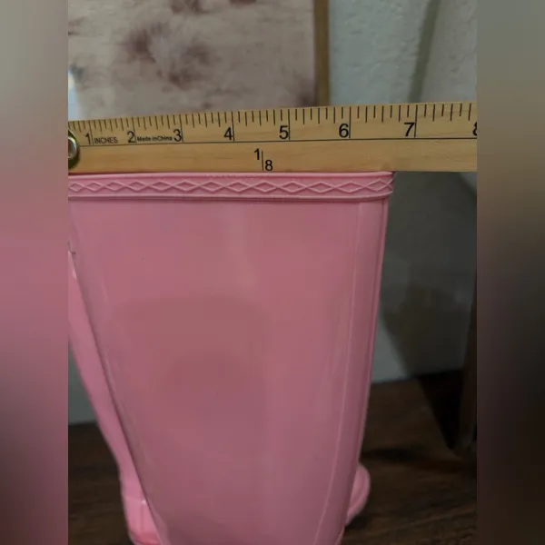 Seven7 brand. Womens Pink Glossy Rain Boots size 7 - Image 12