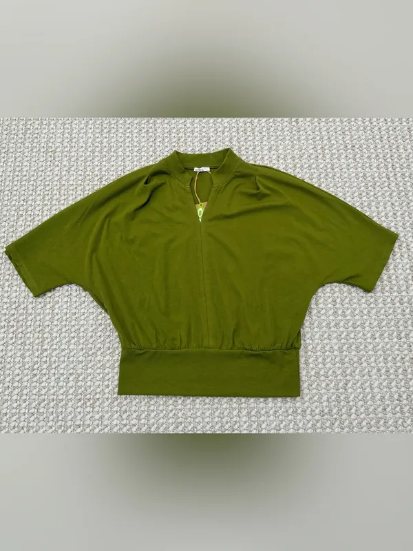 OGL Stand Collar V-Neck Short Sleeve Top Large NEW - Image 12