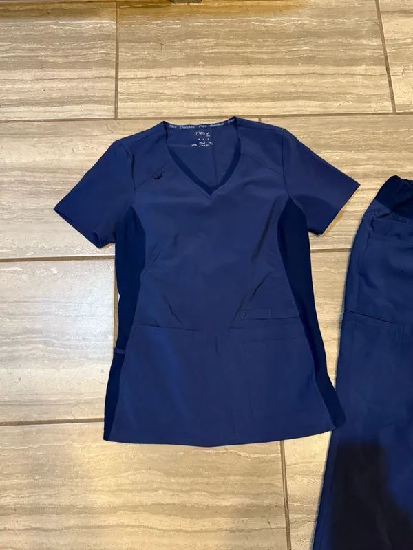 Cherokee iFlex Scrub Set Sz XS - Image 3