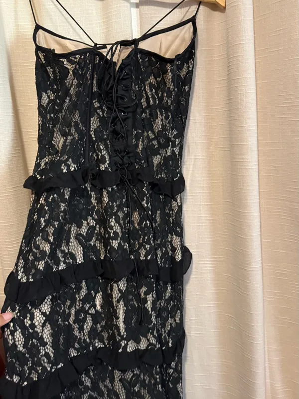 Niali lace dress Black Size 8 - Image 4