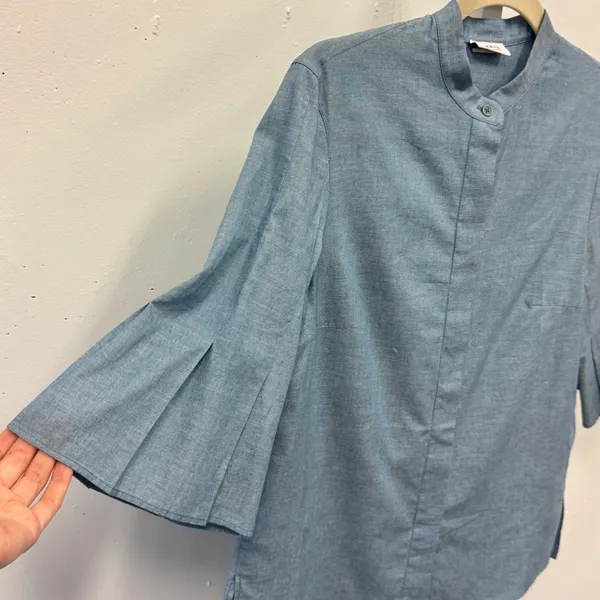 Akris Punto Blue Chambray Mandarin Collar Pleated Sleeve Blouse 4 Quiet Luxury - Image 5