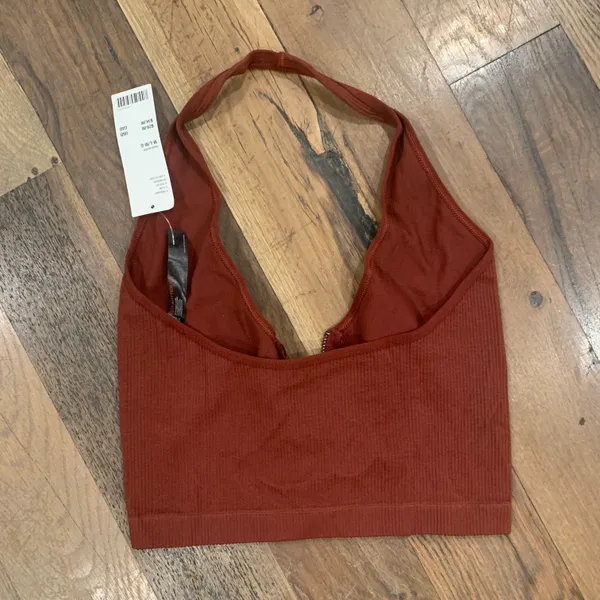 Urban Outfitters NWT Out From Under Wine Zipper Front Crop Top Size Large - Image 6