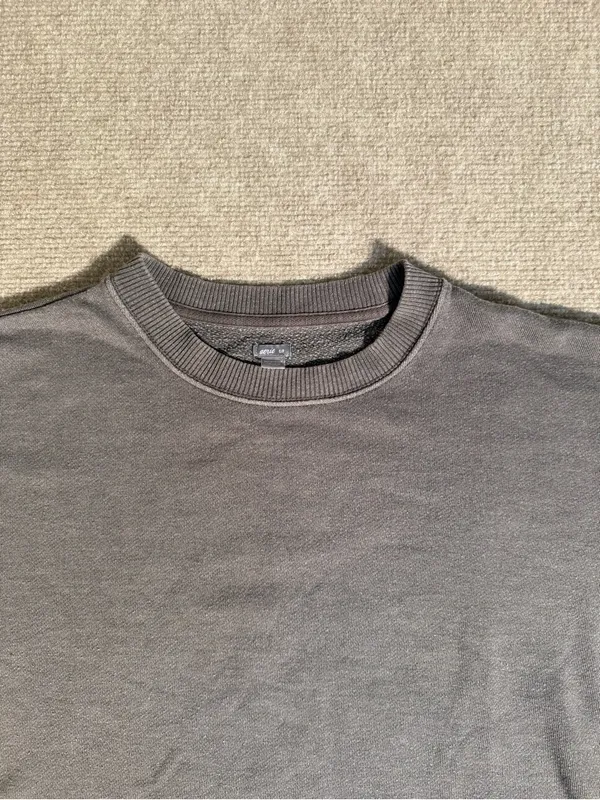 Aerie Women’s Charcoal Gray Cozy Split Hem Oversized Crewneck Sweatshirt - Small - Image 2