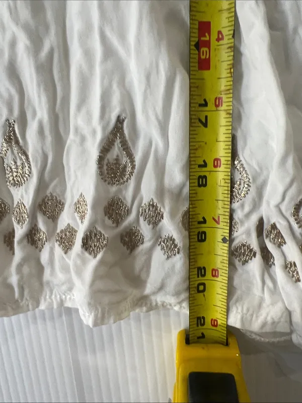 Embroidered White Women's Long-Sleeve Boho Top - Image 6