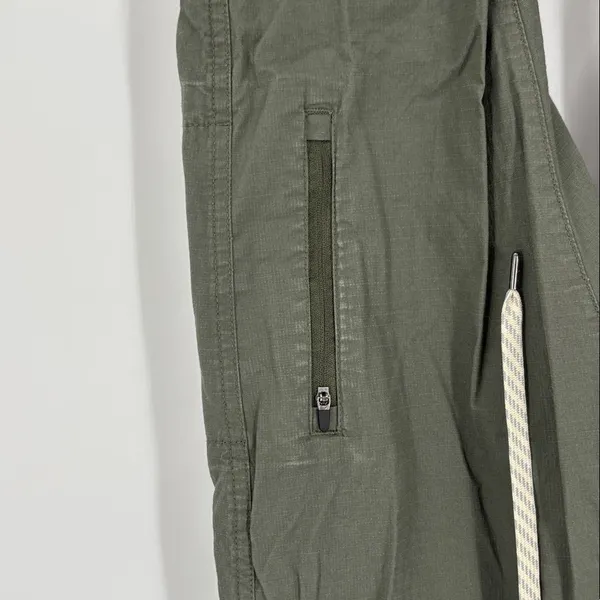 Vuori Ripstop Sage Green Pants xs - Image 2