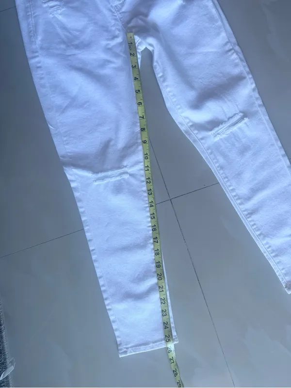 Signature by Levi Strauss White Skinny Jeans - Image 7
