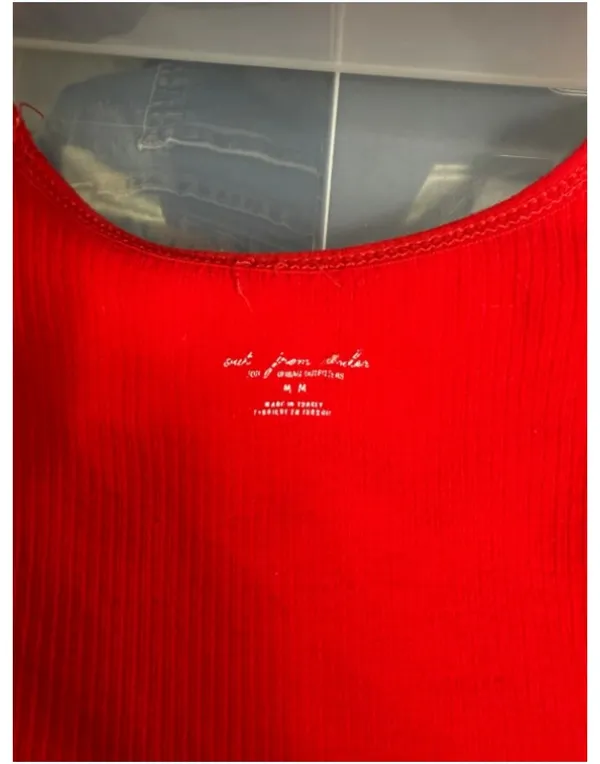 Out from Under UO red M Hailey plunge neck cropped tank - Image 7