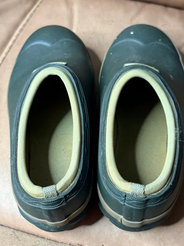 Hunter Green Garden Clogs - Image 3