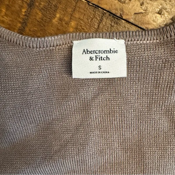 ABERCROMBIE Zip Front Sweater‎ - Image 4