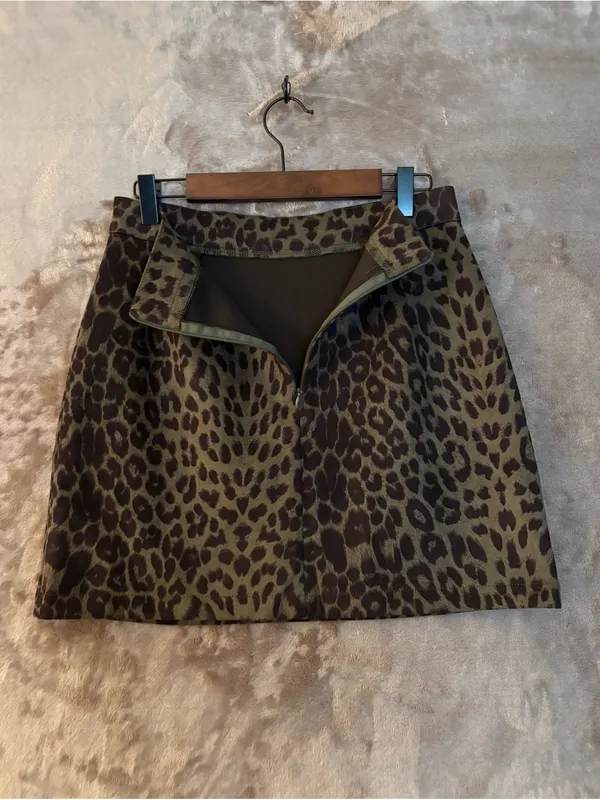Leopard Print Faux Suede A-Line Mini Skirt Women’s Size M Black/Olive - Image 10