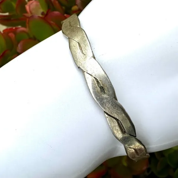 Silver tone braided bangle bracelet - Image 2