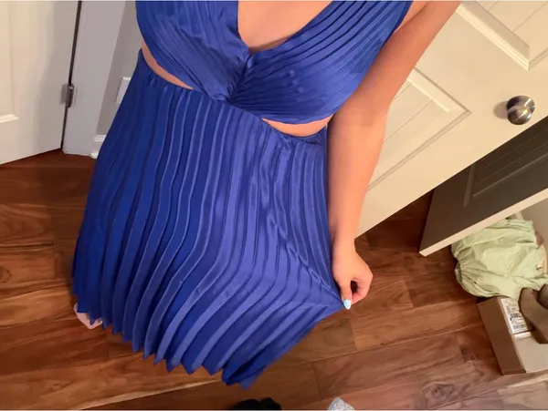 Long blue floral prom dress - Image 2
