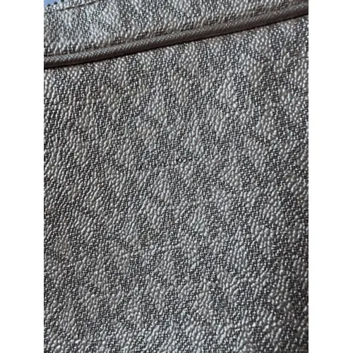 Michael Kors Rose Gold Crossbody‎ Purse Chain Detail - Image 9