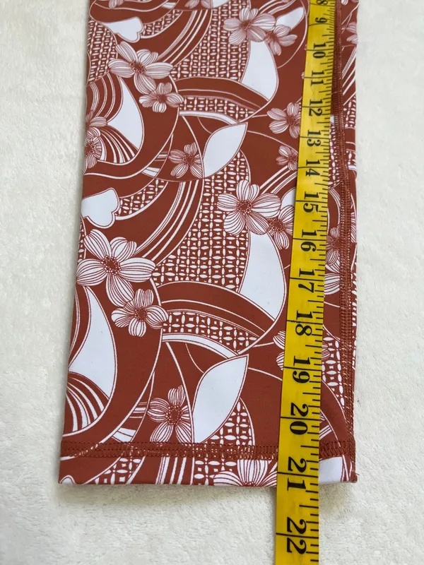 Victoria's Secret Sport Knockout Capri Leggings Size Large - Image 7